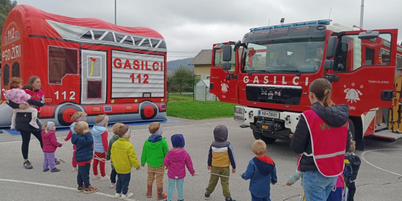 Obisk gasilcev v Starih Žireh